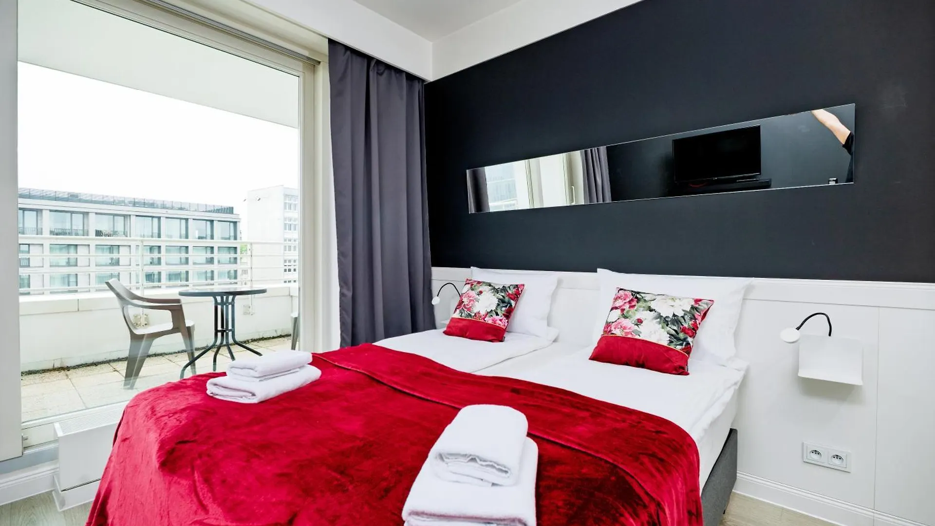 About Art Apartments - Ovo Wrocław Polska